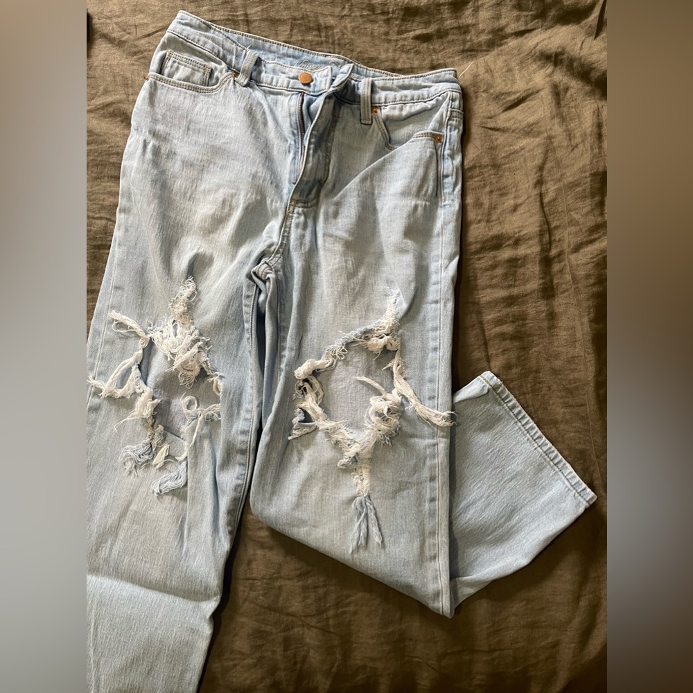 Universal Thread High Rise Jeans Size 6/28